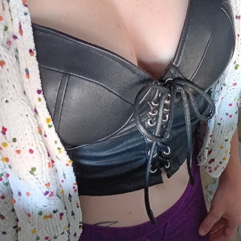 seller-profile-img