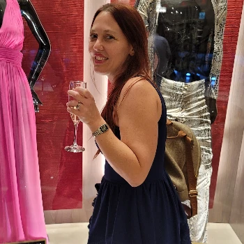 seller-profile-img